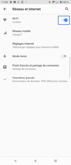 Étape 4 : Faites glisser le curseur Wi-Fi vers la droite pour activer la fonction.