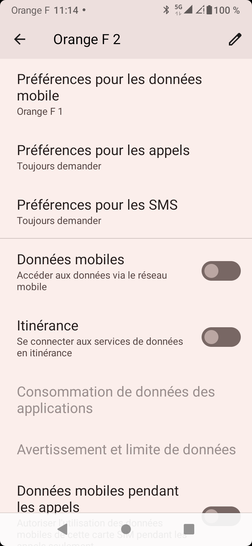 Étape 7 : La connexion de données est interrompue.Pour réactiver les données, pressez le bouton virtuel correspondant à Données mobiles : il glisse vers la droite et change de couleur.