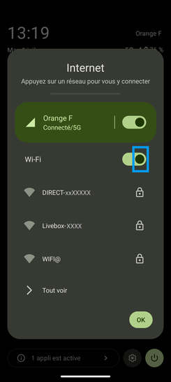 Étape 3 : Sélectionnez le bouton virtuel correspondant à Wi-Fi.il glisse vers la gauche et son pourtour change de couleur.