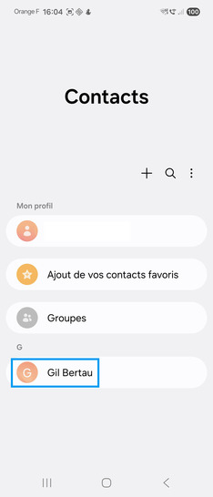Étape 3 : Sélectionnez le contact à modifier.