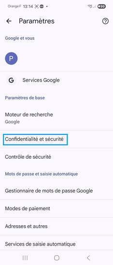 Étape 5 : Allez sur Confidentialité et sécurité.