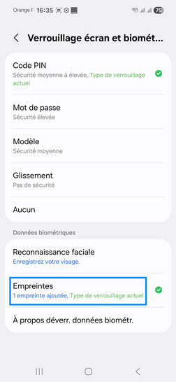 Étape 5 : Sélectionnez Empreintes.sur l'écran suivant, saisissez soit le code PIN, soit le mot de passe, soit le schéma défini lors de l'activation.