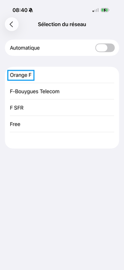 Étape 10 : Sélectionnez votre opérateur (voire une technologie, si proposée) parmi la liste des réseaux disponibles.Dans notre exemple, choisissez Orange F.