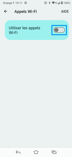 Étape 7 : Allez sur le bouton virtuel correspondant à Utiliser les appels Wi-Fi: il glisse vers la droite et vire au vert pour l'activation.