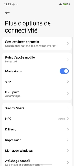 Étape 4 : Le Mode avion est activé (un pictogramme avion apparaît en haut à droite de l'écran).pour le désactiver, faites la manipulation inverse (faîtes glisser le curseur vers la gauche).Nous comprenons l'importance de maîtriser vos connexions, et nous sommes là pour vous accompagner dans chaque étape.