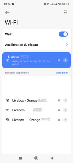 Étape 5 : Le mobile est connecté à la a Livebox.Nous sommes là pour vous assurer une transition en douceur vers une expérience Internet sans souci.