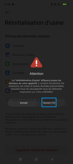 Étape 7 : Messages d'information : confirmez avec Suivant.Le mobile s'éteint puis redémarre automatiquement.après réinitialisation, vous devez configurer de nouveau votre mobile.Nous sommes à vos côtés pour vous accompagner dans cette démarche et vous assurer un retour à l'efficacité de votre appareil.