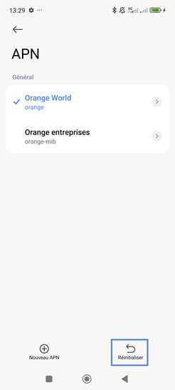 Étape 5 : Le profil Orange World est actif, en bas de page allez sur Réinitialiser.ce profil contient les paramètres vous permettant d'accéder à internet et d'envoyer des messages.