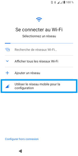 Étape 7 : Connexion Wi-Fi - Notre exemple ici, sélectionnez Utiliser le réseau mobile pour la configuration.vous pourrez activer l'une de ces connexions ultérieurement, via une Livebox.